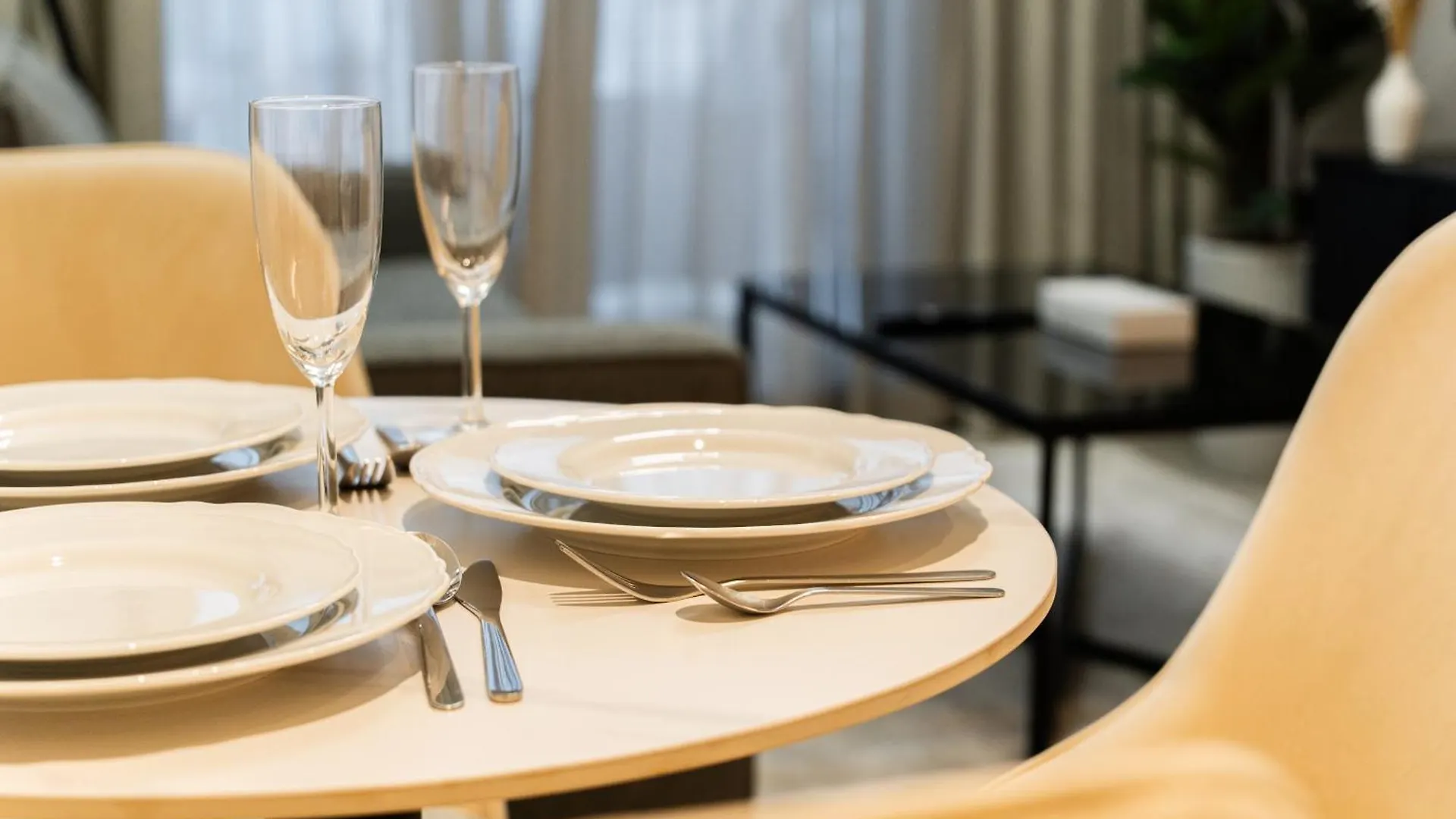 Comfort 1 Bdr Apartment In Dubai Hills Near Park