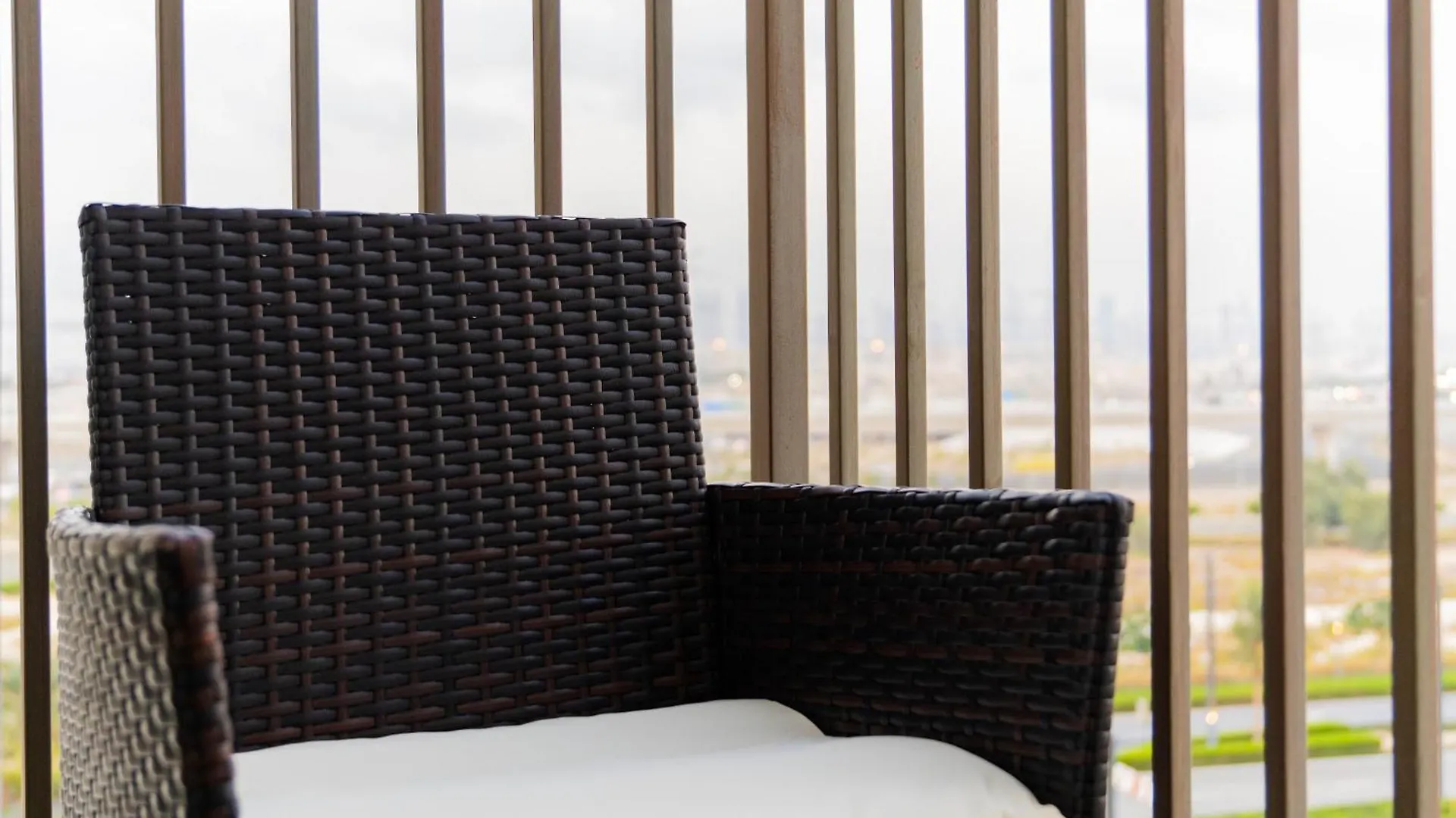 Comfort 1 Bdr Apartment In Dubai Hills Near Park